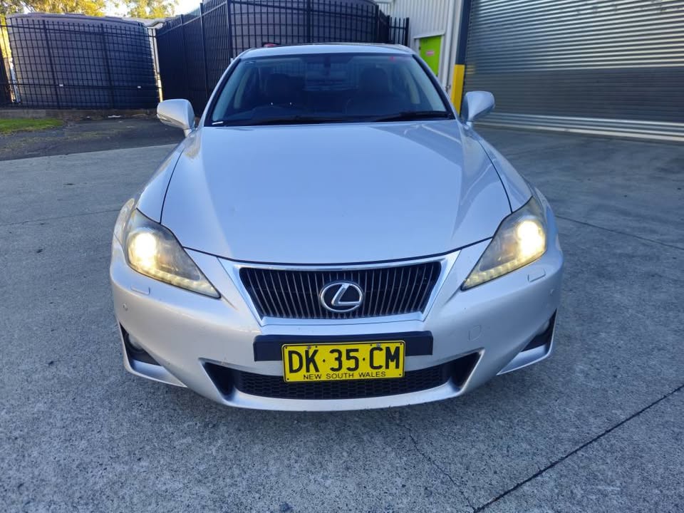 2013 Lexus is 250 x luxury auto 3.jpg